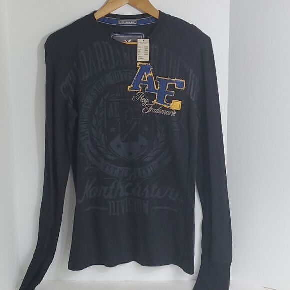 American Eagle Long Sleeve Graphic Tee Men's Size XS NWT - Picture 1 of 9
